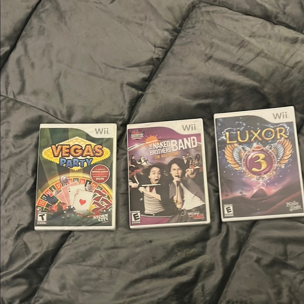 Wii Game Set - Vegas Party, Naked Brothers Band, Luxor 3